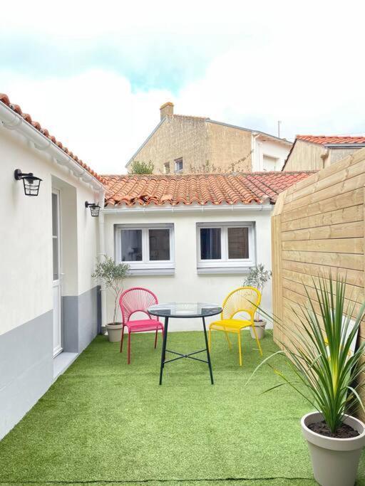 - Le Bac A Sables - Studio Au Coeur D'Arago Les Sables-dʼOlonne Exterior foto